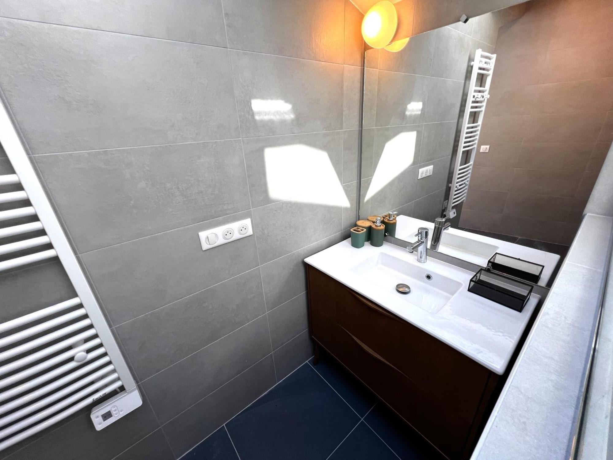 Apollinaire - Luxury Loft - Heart Of Montparnasse Apartment Paris Exterior photo